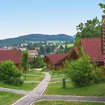 Blockhaeuser In Nyaraló